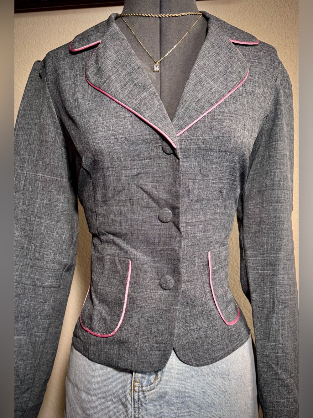 Vintage Y2K Grey Pink Blazer Suit Jacket IN San Francisco XS 9